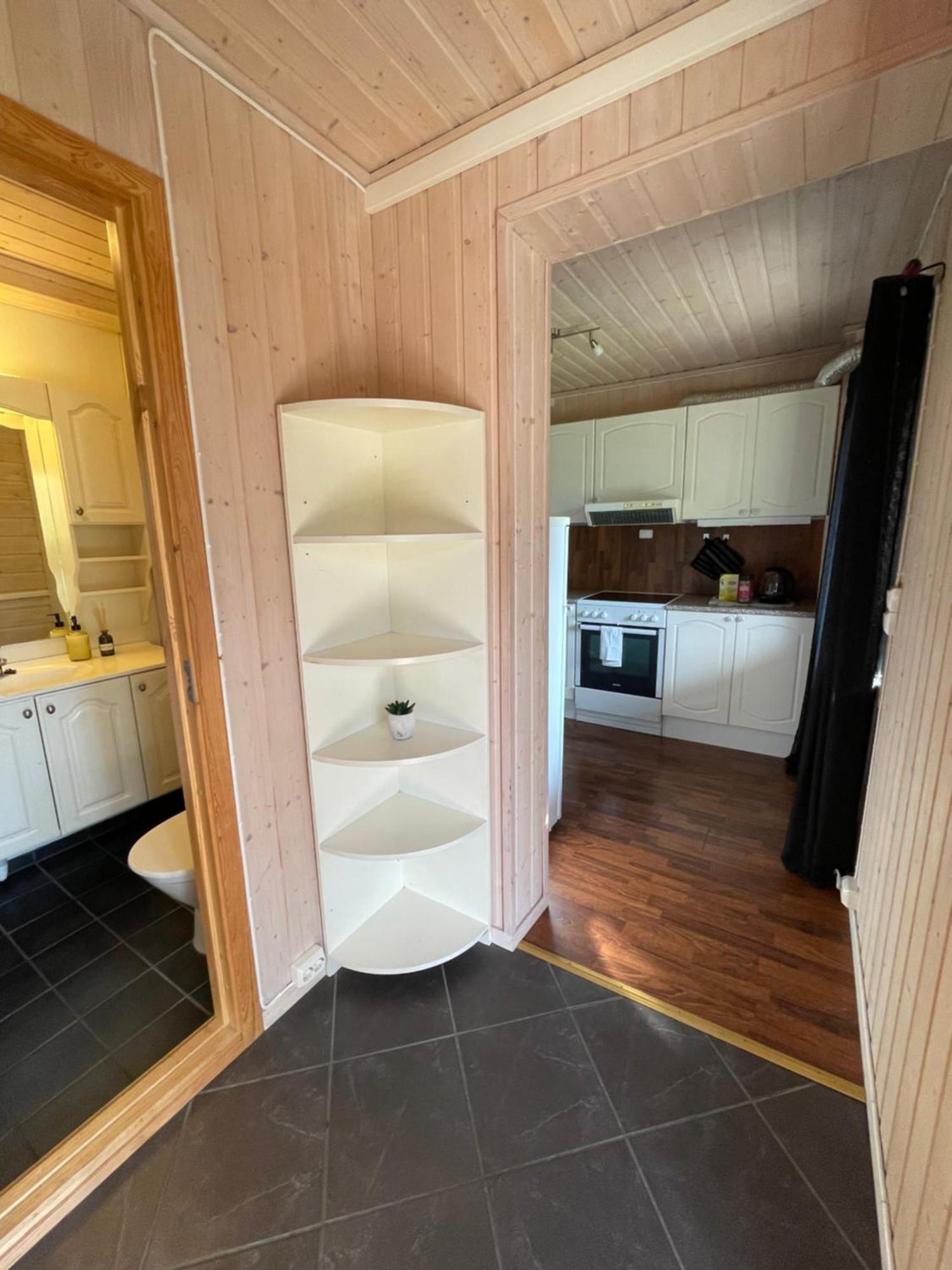 Apartment Sentral Og Romslig Naert Senja