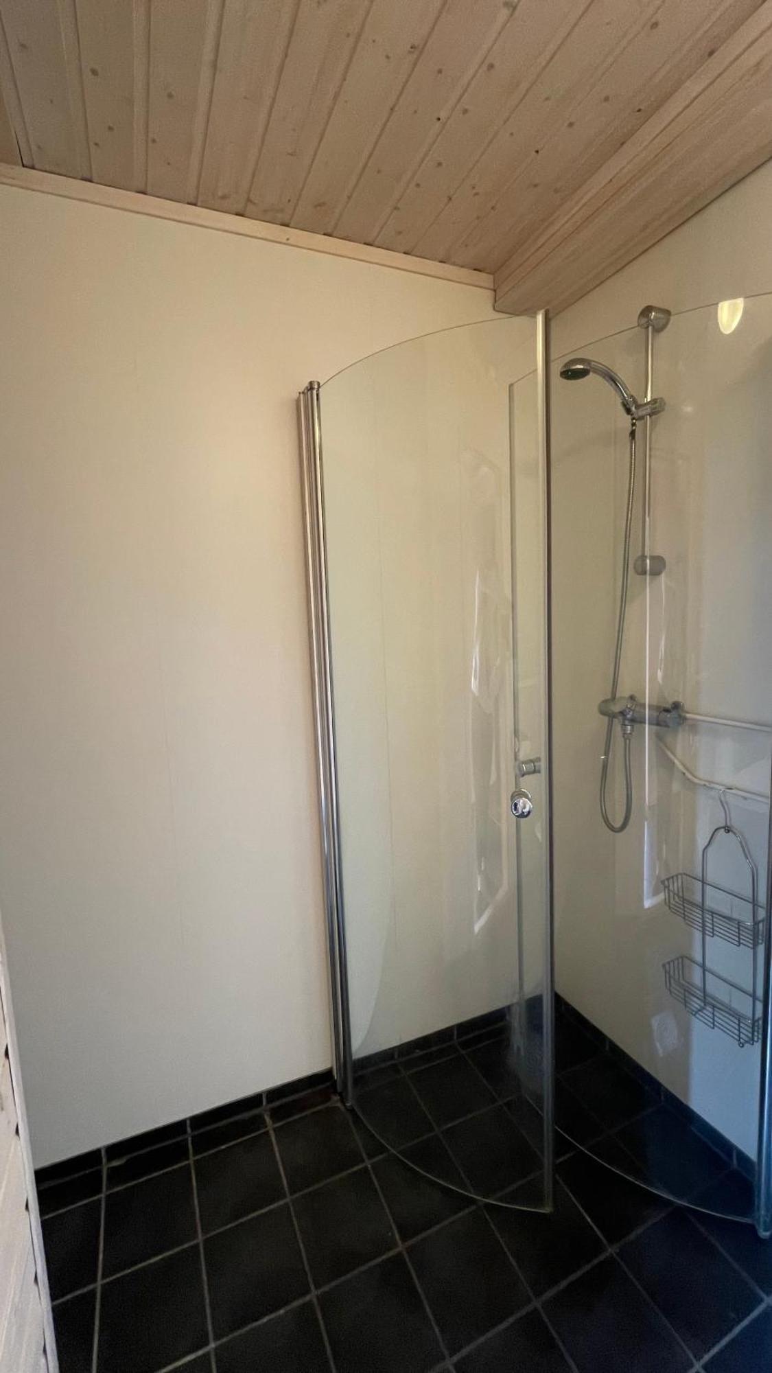 Sentral Og Romslig Naert Senja Appartement Finnsnes